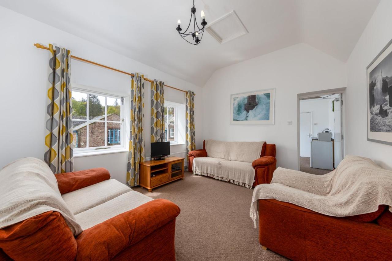Muncaster Castle Coachman'S Quarters Bed & Breakfast Ravenglass Exterior foto