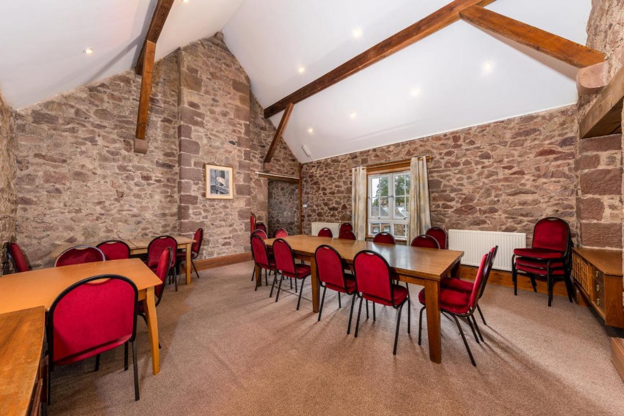 Muncaster Castle Coachman'S Quarters Bed & Breakfast Ravenglass Exterior foto